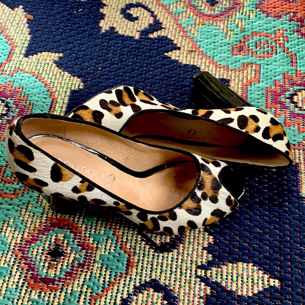 Leather stacked heal pump, sz 8 medium, Boutique 9